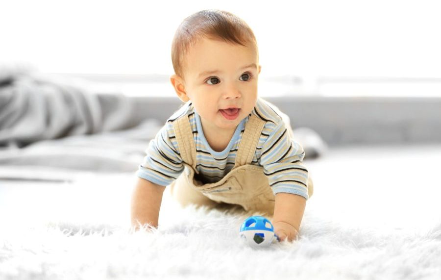 baby bow crawling